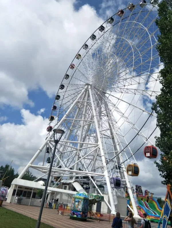 66m-Ferris-Wheel
