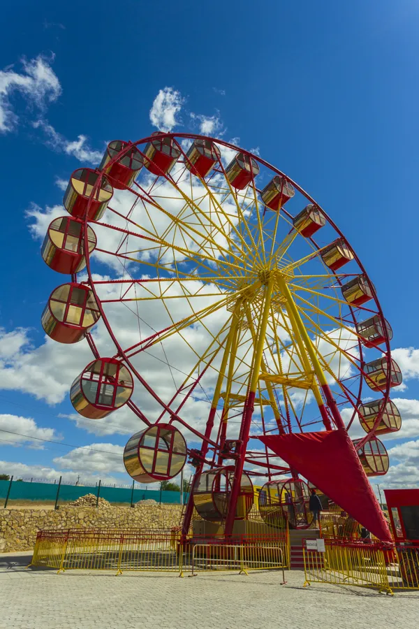 30m Ferris wheel